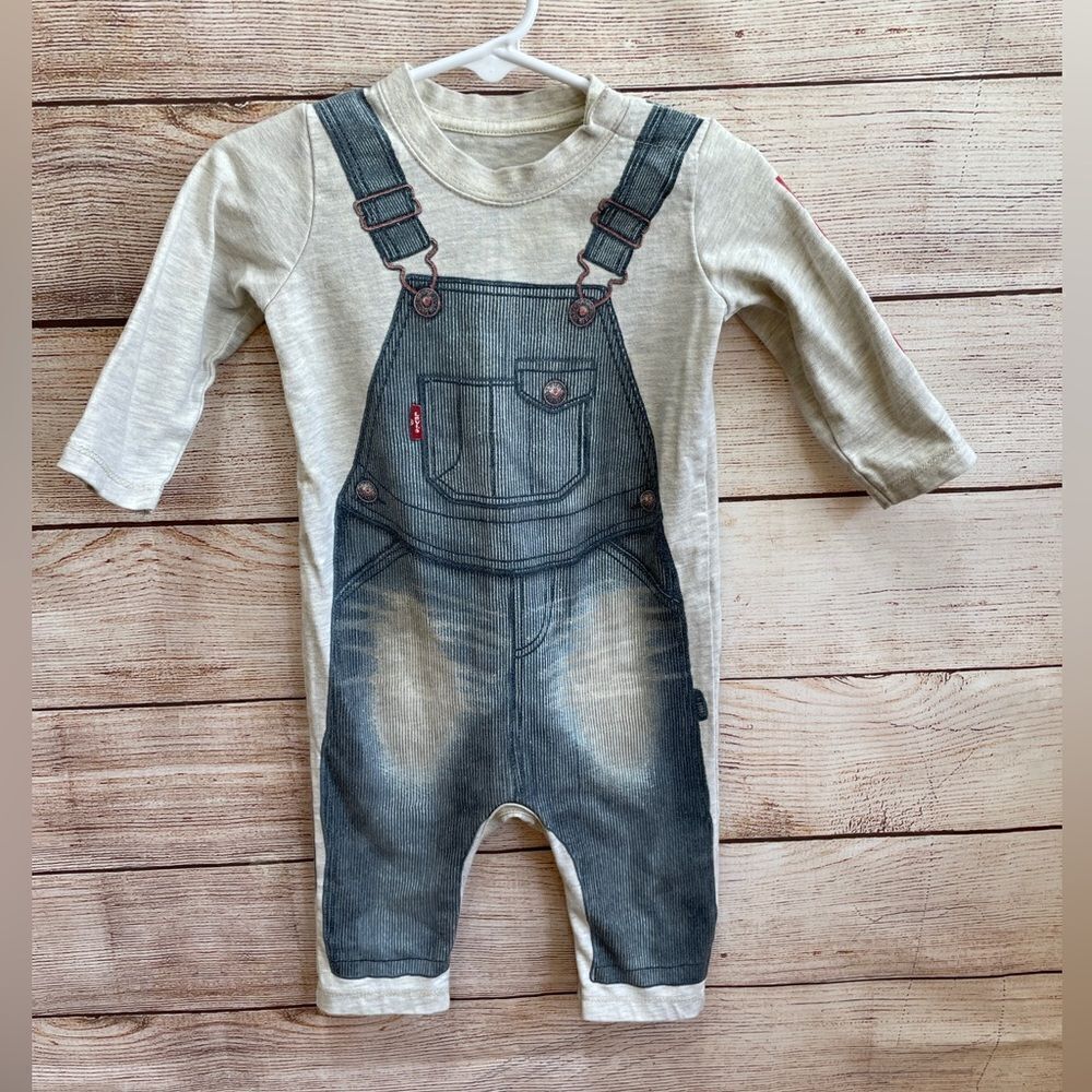 LEVIS ROMPER WITH GRAPHIC OVERALLS PRINT